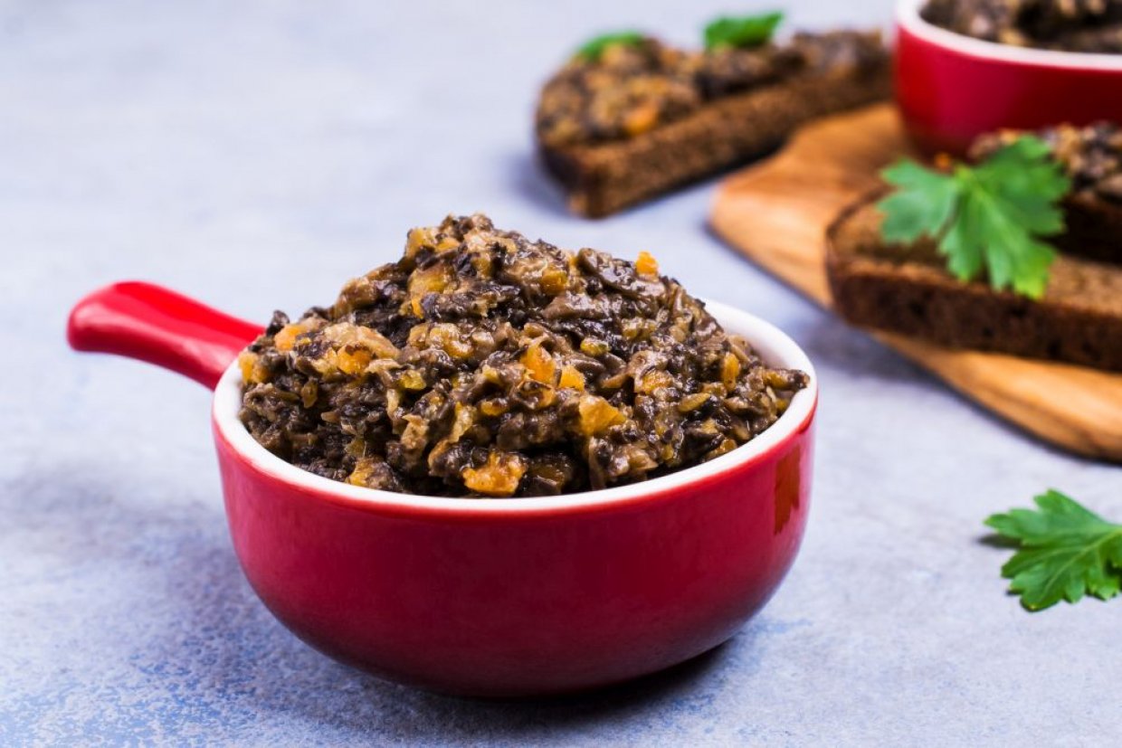 Икра из опят на зиму через мясорубку Икра из опят на зиму через мясорубку