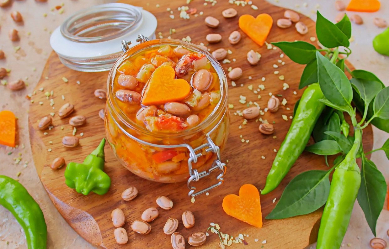 Фасоль с овощами на зиму в банках Фасоль с овощами на зиму в банках