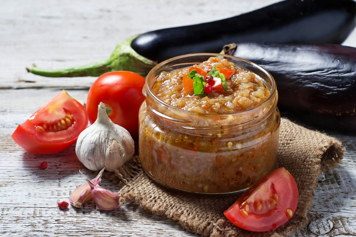 Икра из баклажанов на зиму через мясорубку Икра из баклажанов на зиму через мясорубку