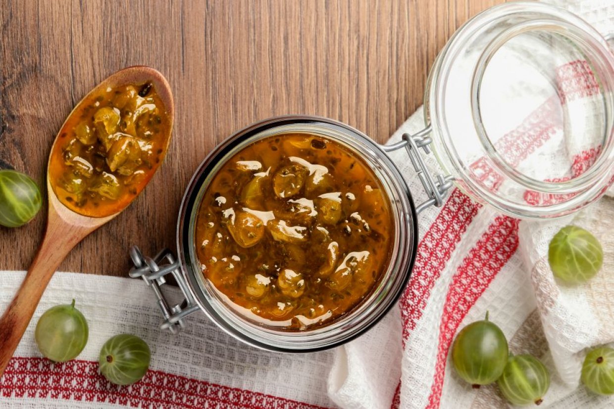 Варенье из крыжовника с грецкими орехами Варенье из крыжовника с грецкими орехами
