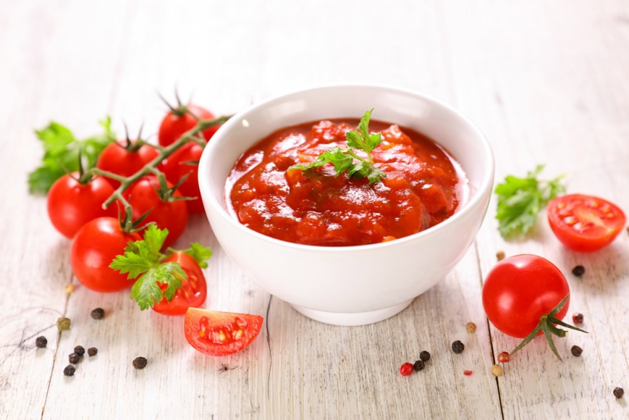 Томатный соус с яблоками Томатный соус с яблоками