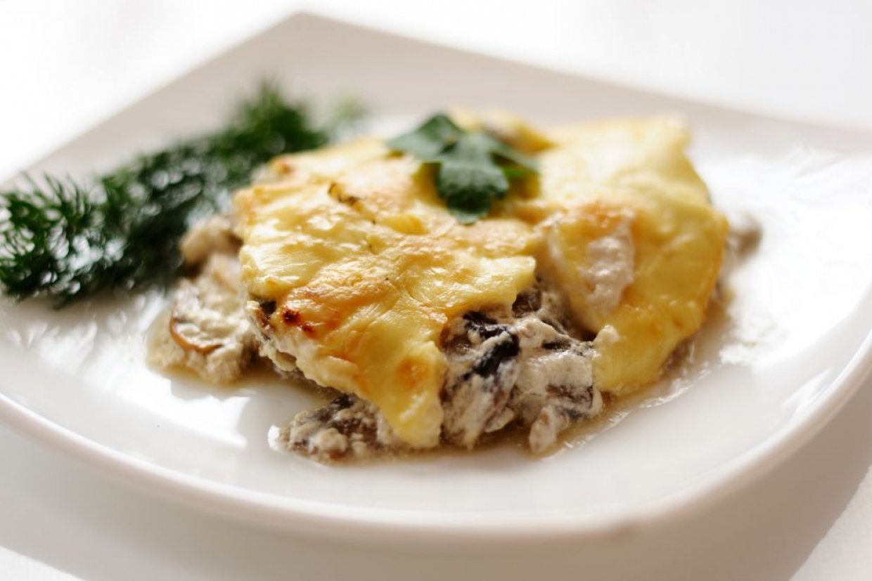 Жульен с курицей и грибами в мультиварке Жульен с курицей и грибами в мультиварке