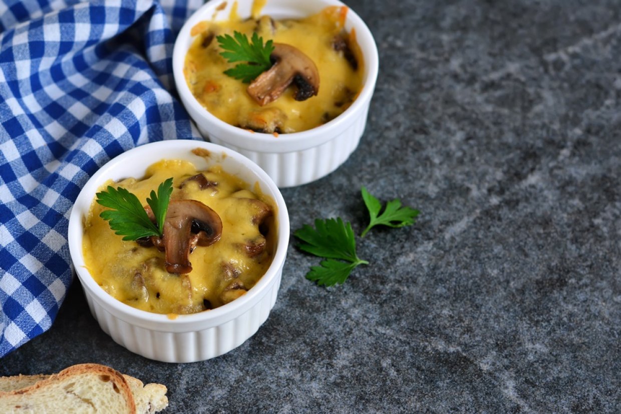 Жульен с говядиной и грибами Жульен с говядиной и грибами
