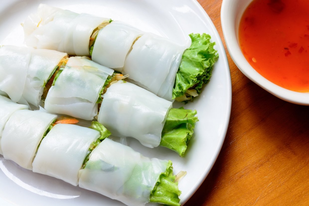 Спринг-роллы с курицей и овощами Спринг-роллы с курицей и овощами