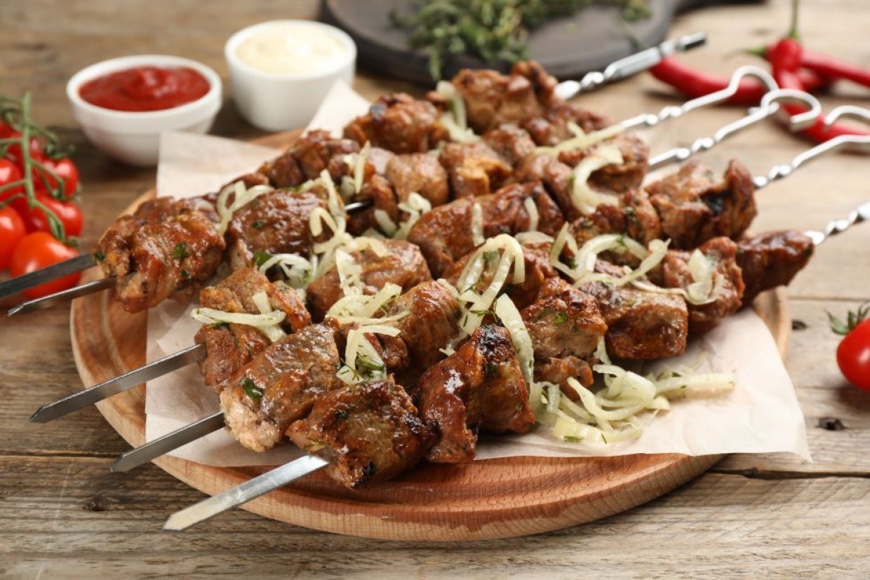 Шашлык из свиной лопатки Шашлык из свиной лопатки