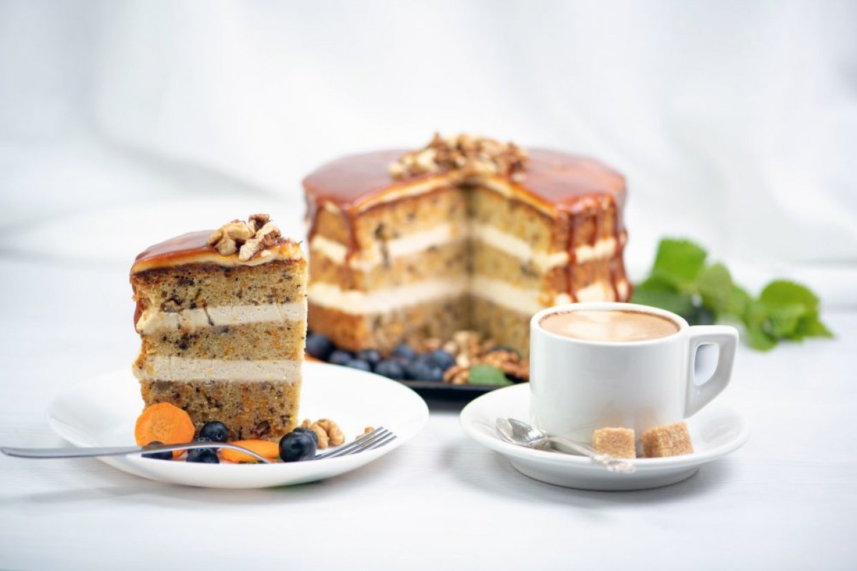 Морковный торт с карамелью Морковный торт с карамелью