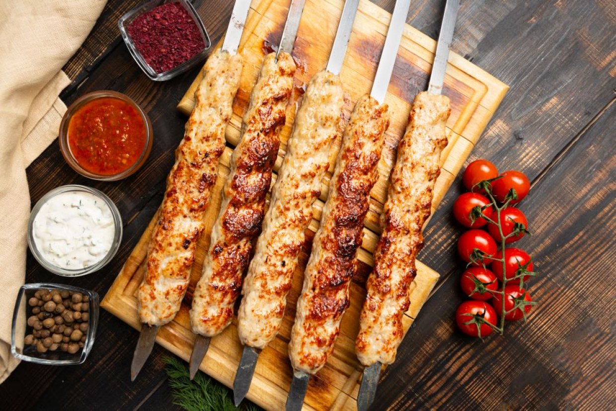 Люля-кебаб из курицы на мангале Люля-кебаб из курицы на мангале