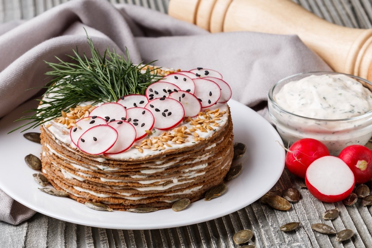 Печеночный торт из куриной печени Печеночный торт из куриной печени