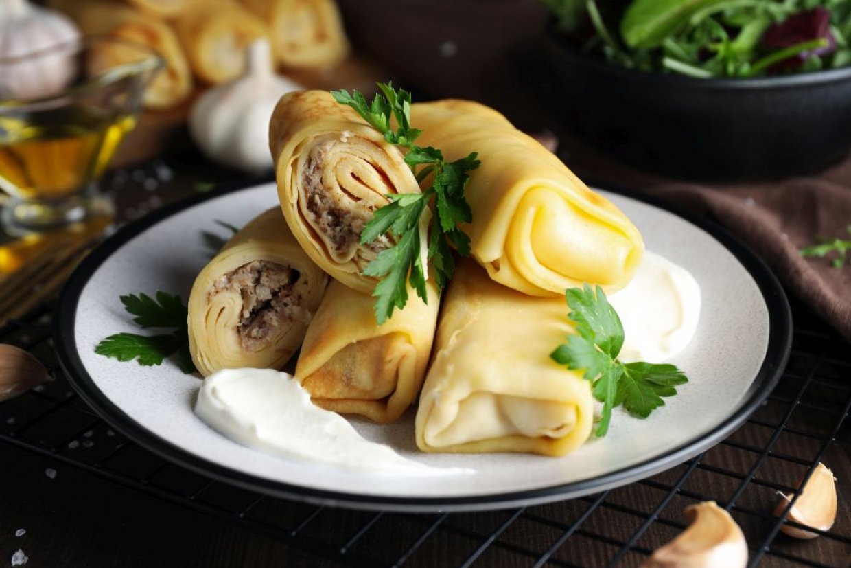 Блины с мясом и яйцом Блины с мясом и яйцом