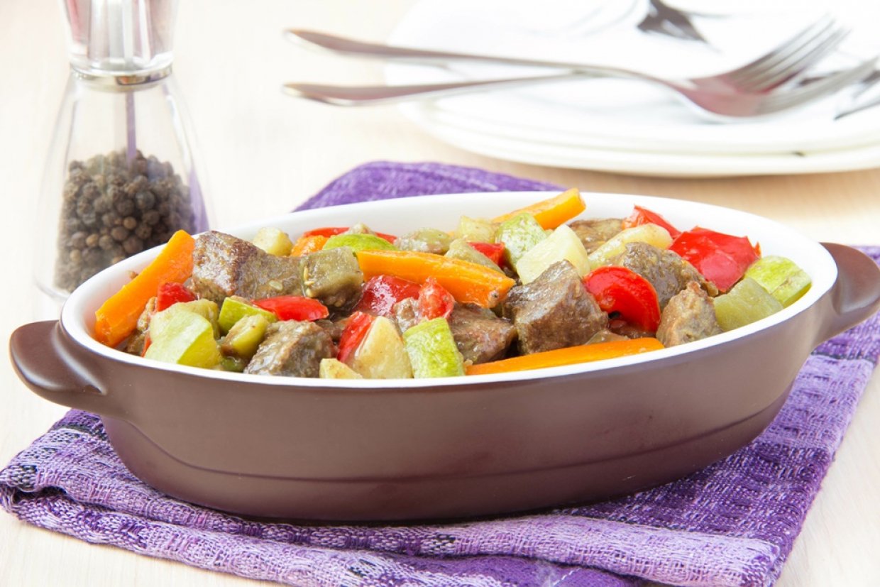 Рагу из кабачков и свинины