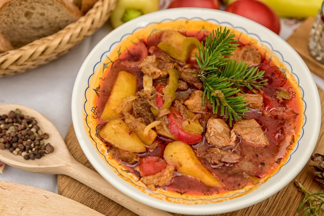 Рагу с мясом в мультиварке Рагу с мясом в мультиварке