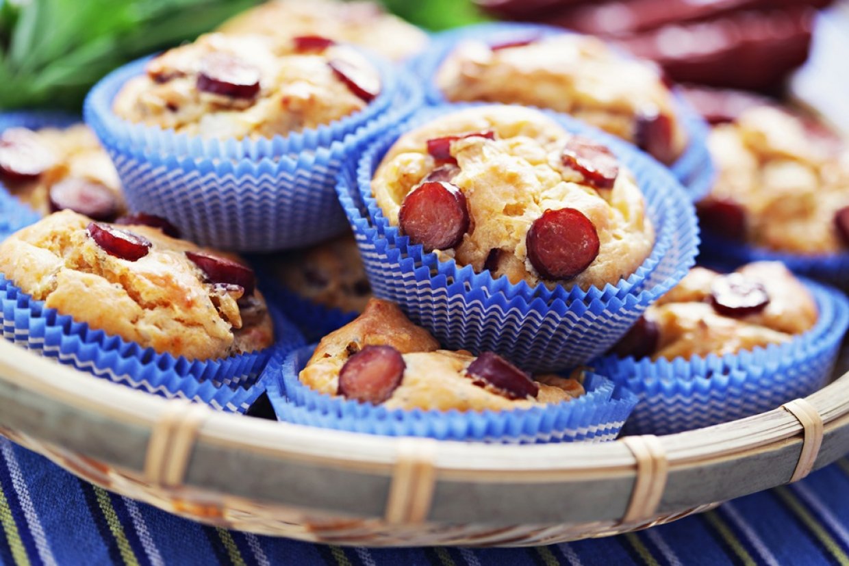 Маффины с сосисками и сыром Маффины с сосисками и сыром