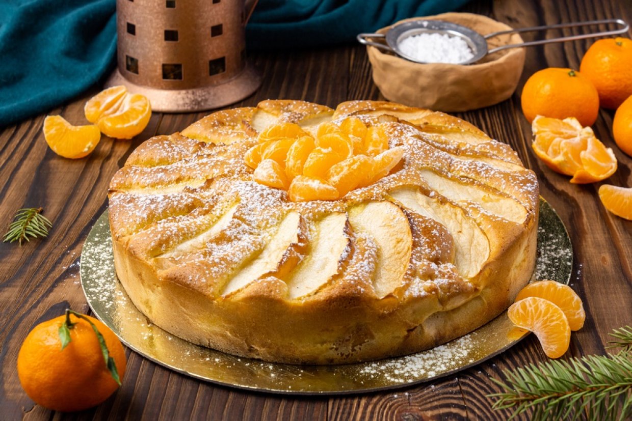 Шарлотка с мандаринами в духовке Шарлотка с мандаринами в духовке