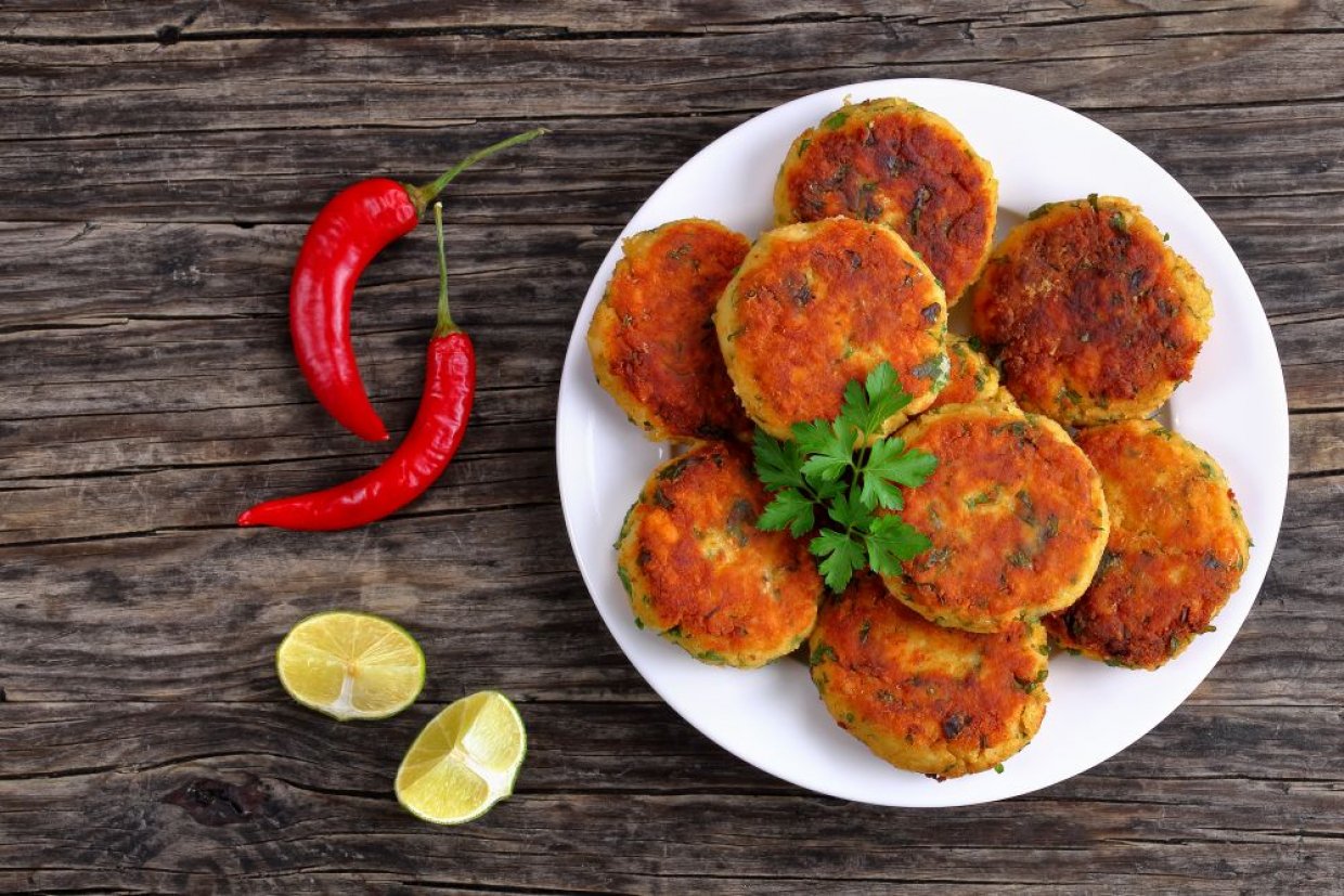Котлеты из рыбного и куриного фарша Котлеты из рыбного и куриного фарша