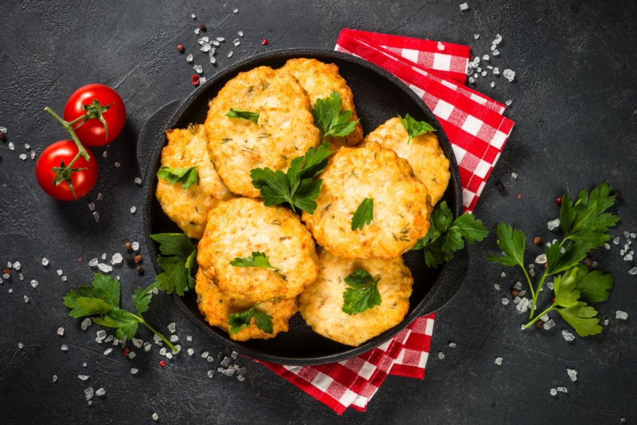 Куриные котлеты с рисом