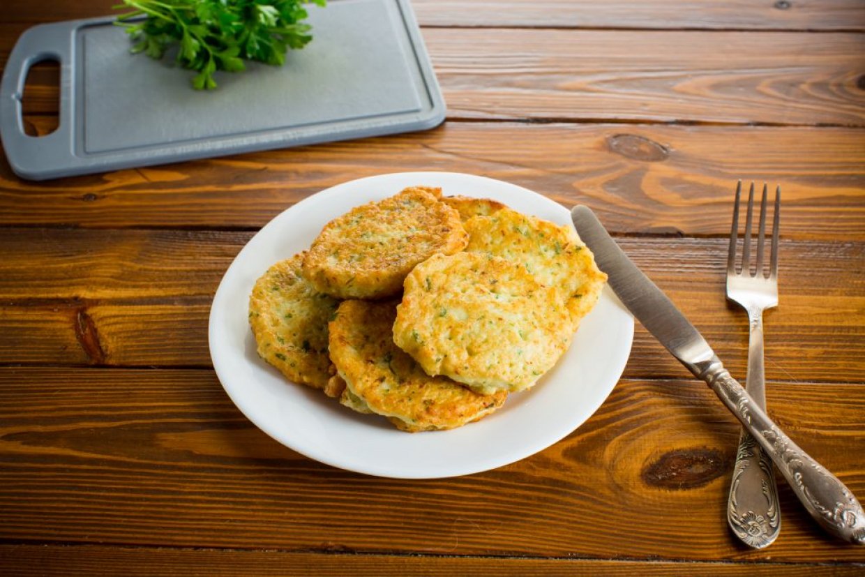 Картофельные котлеты с сыром Картофельные котлеты с сыром
