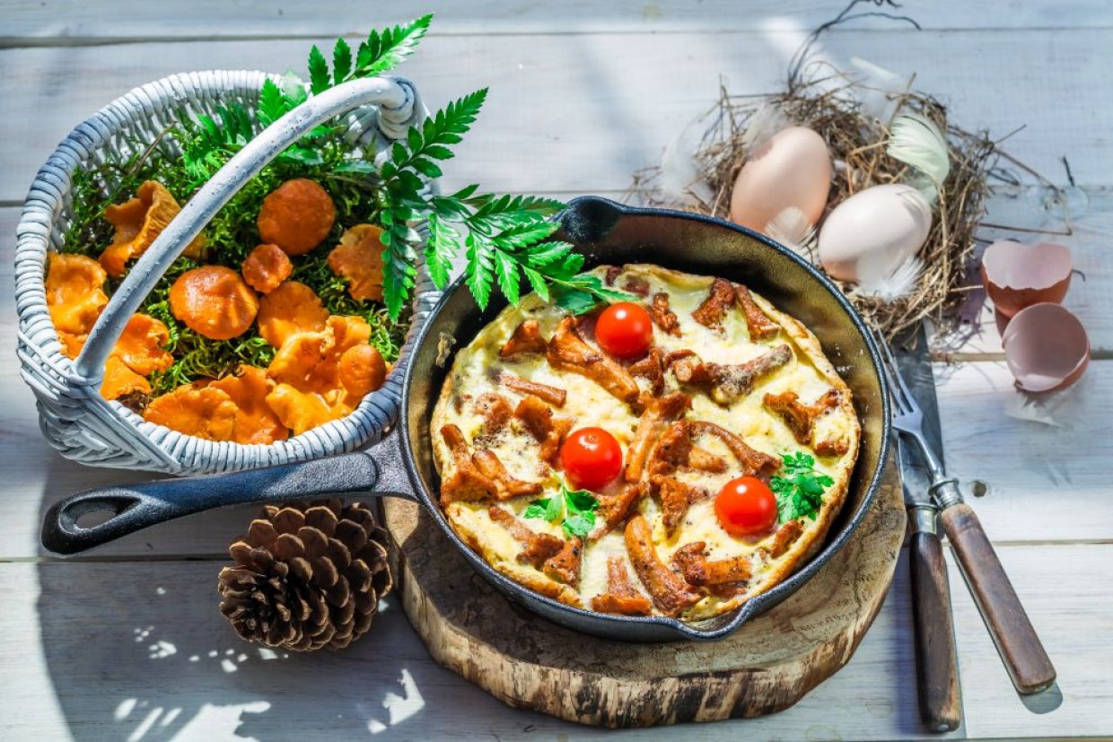 Омлет с лисичками