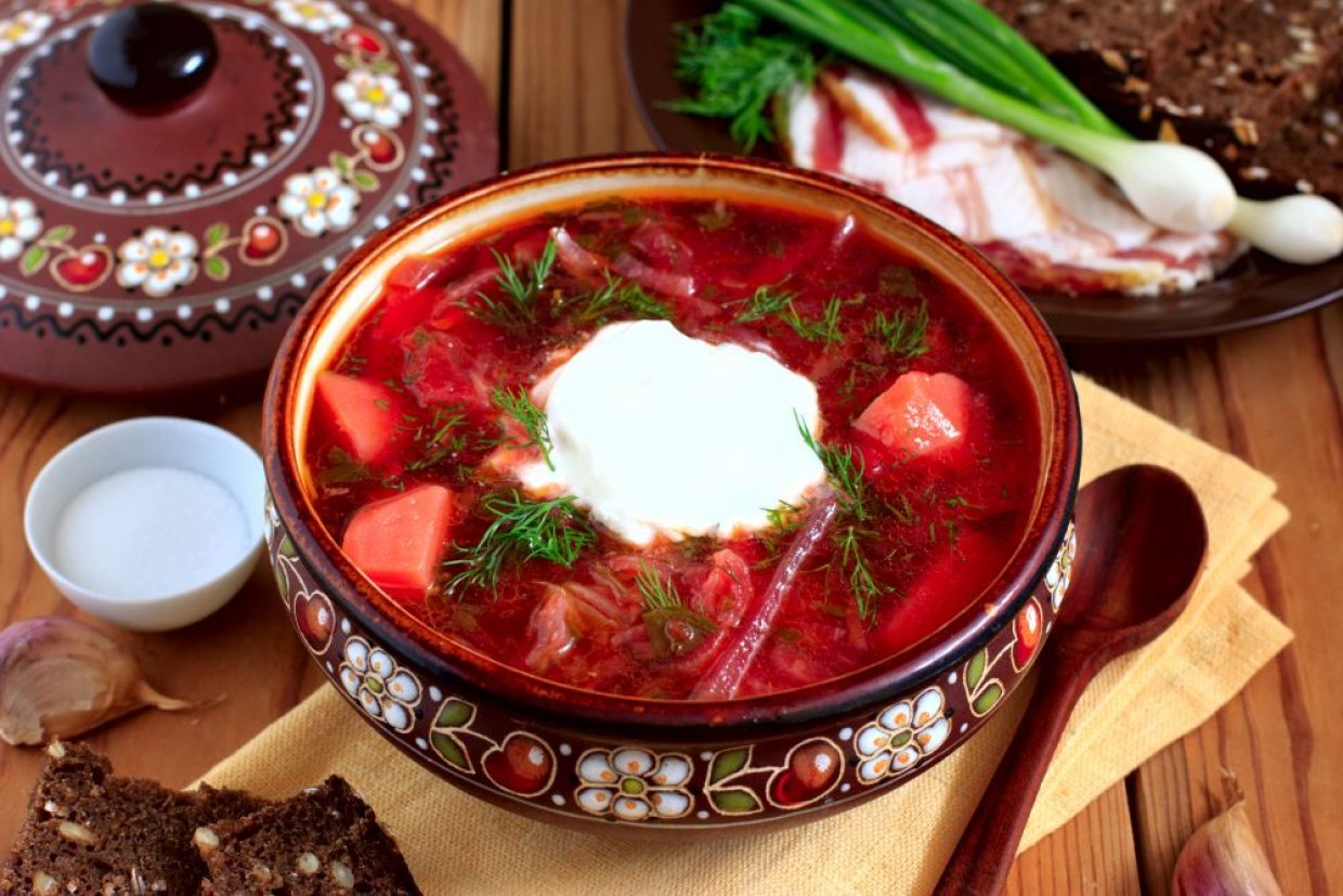 Классический борщ с говядиной Классический борщ с говядиной