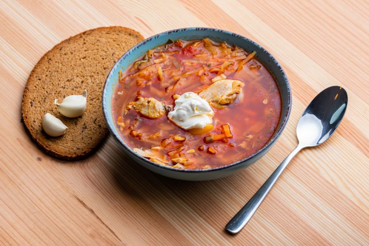Борщ с курицей без свеклы Борщ с курицей без свеклы