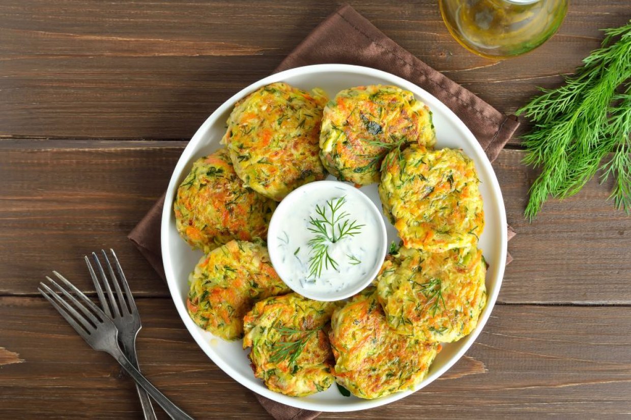 Драники из кабачков и моркови Драники из кабачков и моркови