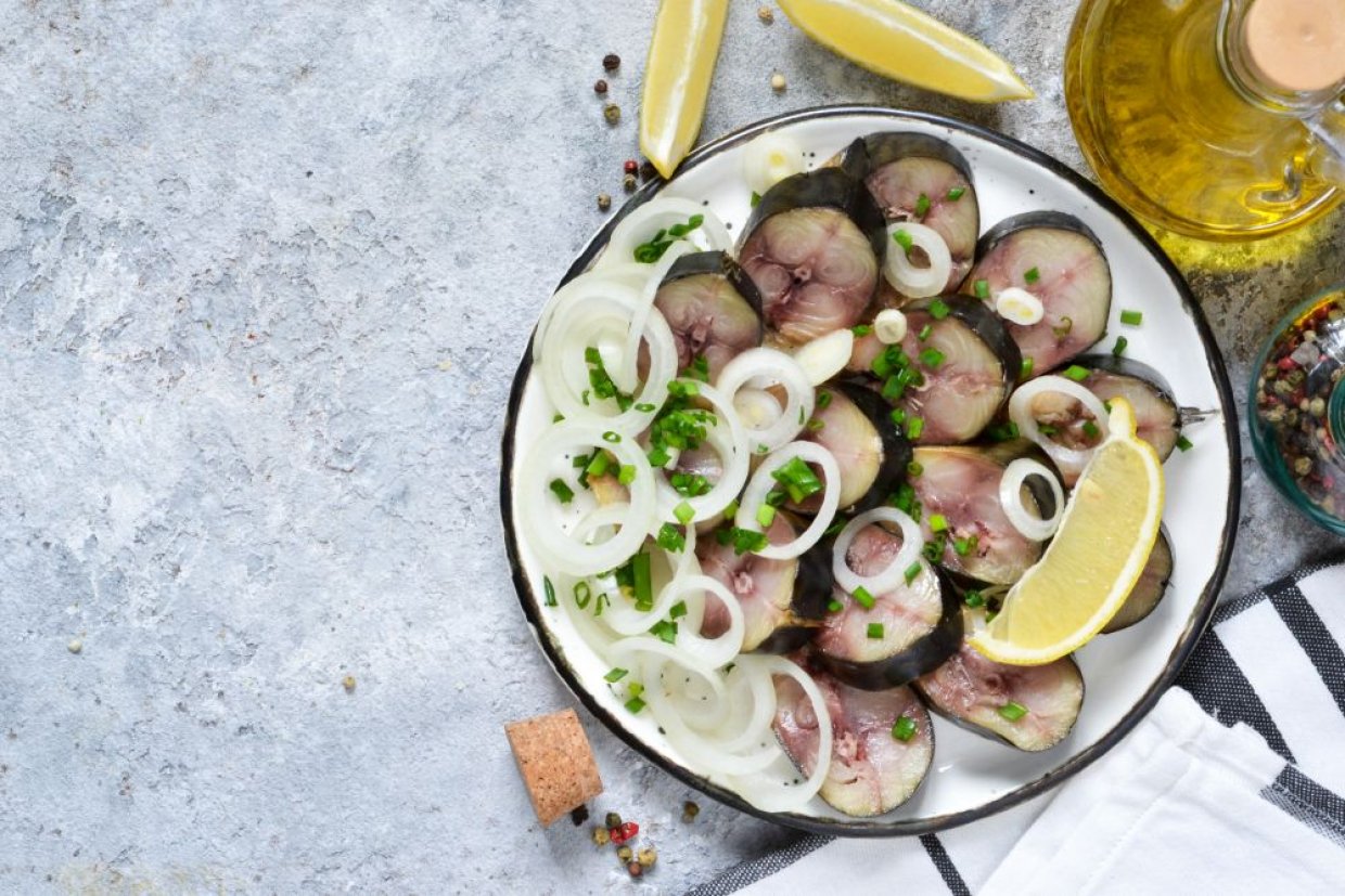 Скумбрия в микроволновке быстро и вкусно Скумбрия в микроволновке быстро и вкусно
