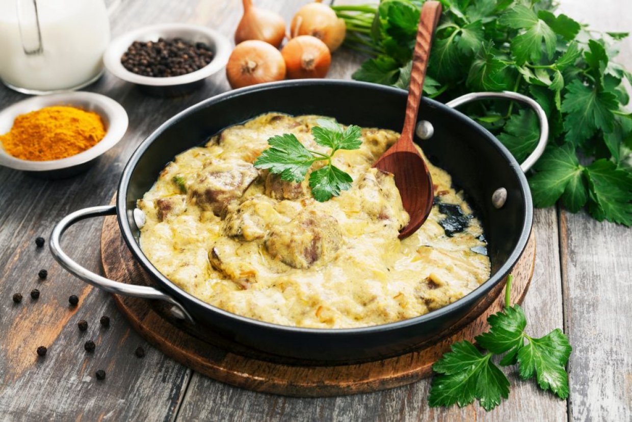 Бефстроганов из свиной печени Бефстроганов из свиной печени