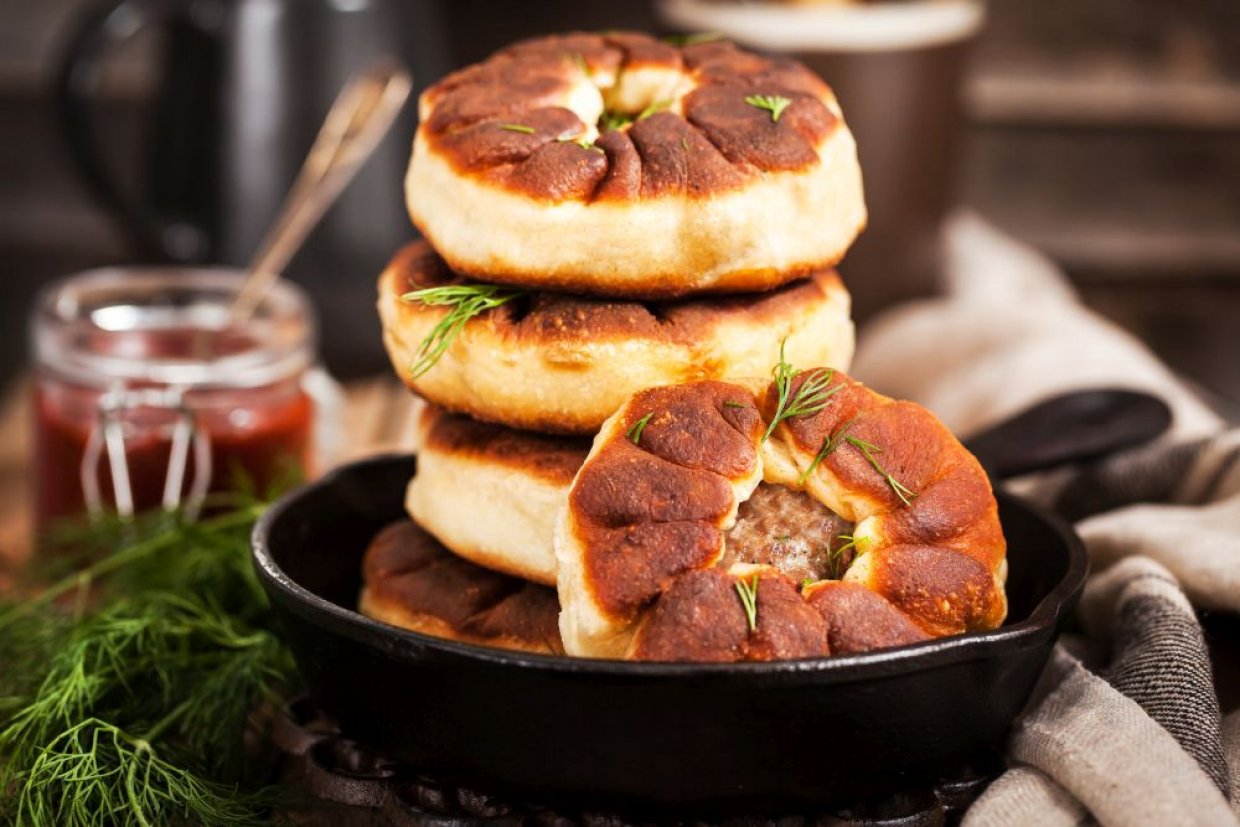 Татарские беляши с мясом и картошкой Татарские беляши с мясом и картошкой