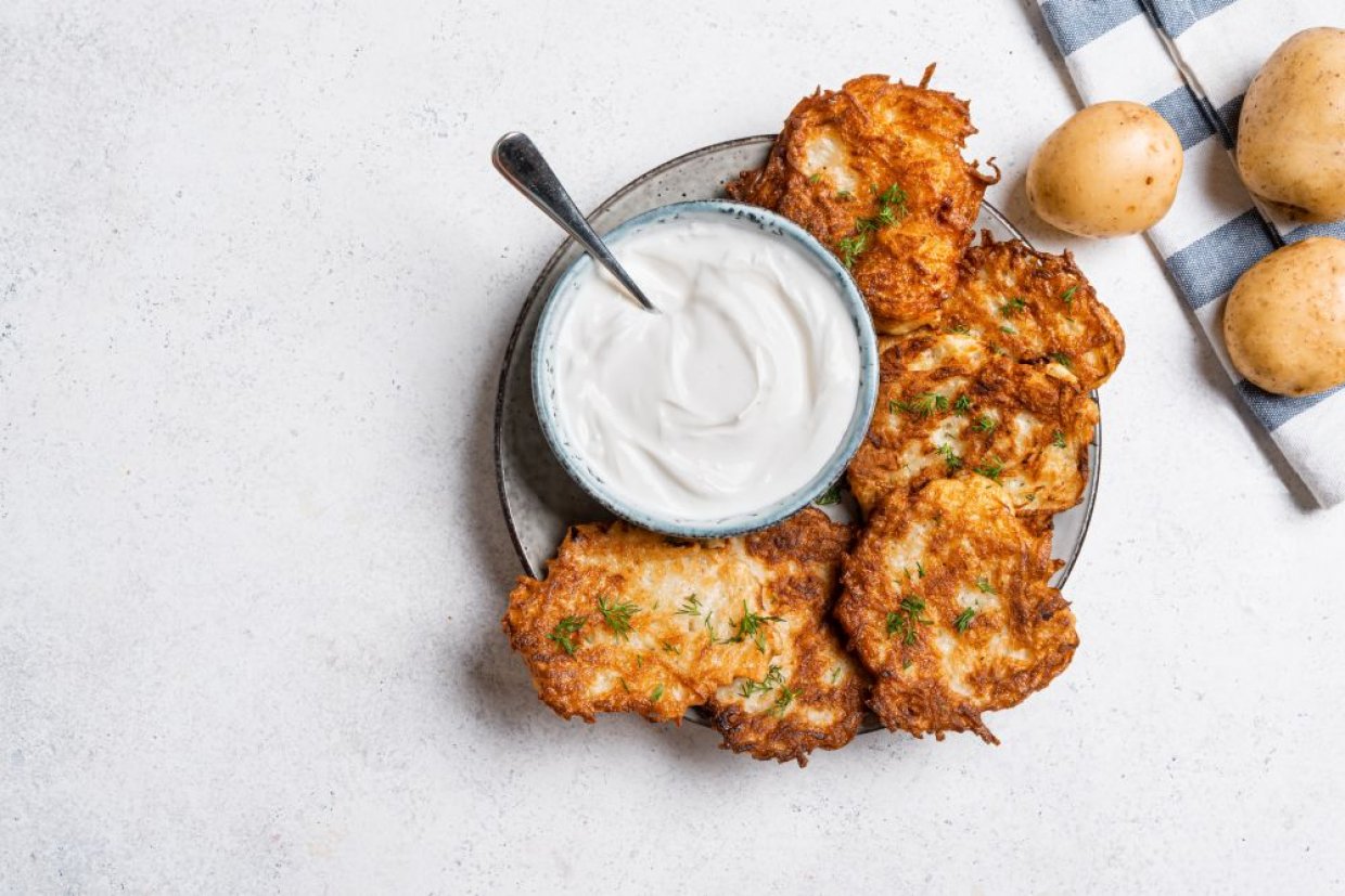 Картофельные драники с хрустящей корочкой и нежной серединкой Картофельные драники с хрустящей корочкой и нежной серединкой