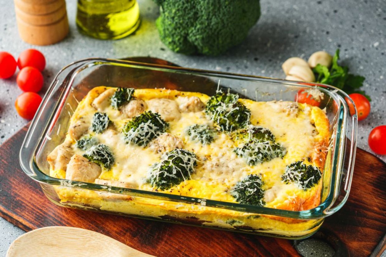 Брокколи с курицей в духовке