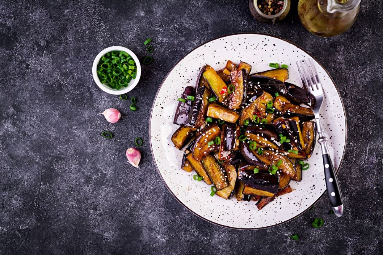 Хрустящие баклажаны в кисло-сладком соусе