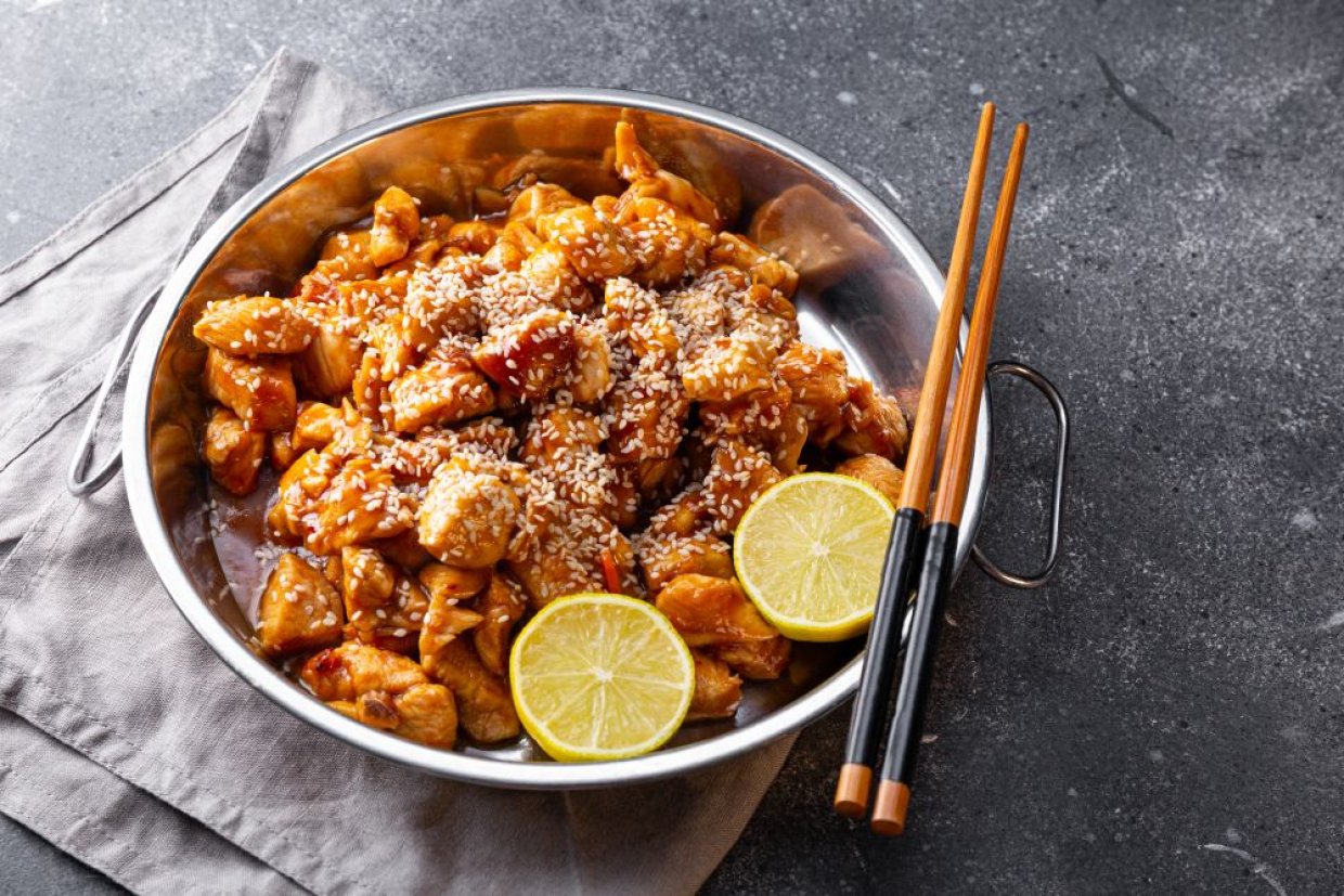 Курица терияки с кунжутом