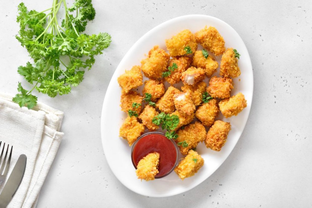 Куриные наггетсы в панировке из кукурузных хлопьев