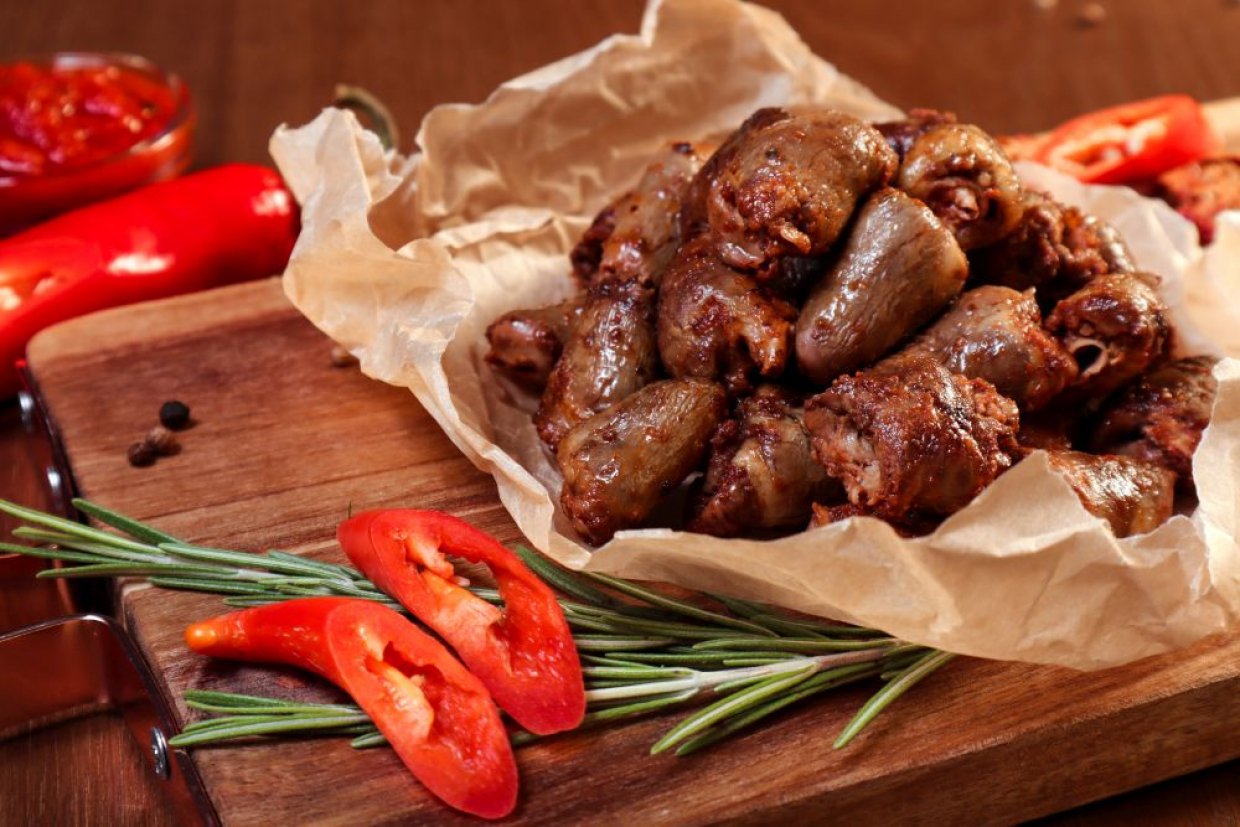Шашлычки из куриных сердечек в гранатовой патоке